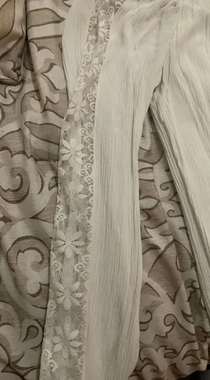 Off Shoulder Top White Size L thumbnail 2