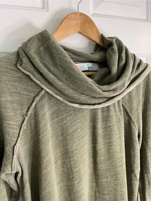 Free People Beach Heather Green Draped Cowl Neck Lightweight Pullover Size S/M thumbnail 5