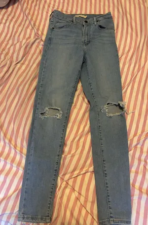 Levi’s Mile High Super Skinny Jeans thumbnail 1