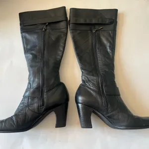 Black Leather Knee-High Vintage Boots YES Shoes biker vintage rockabilly thumbnail 5