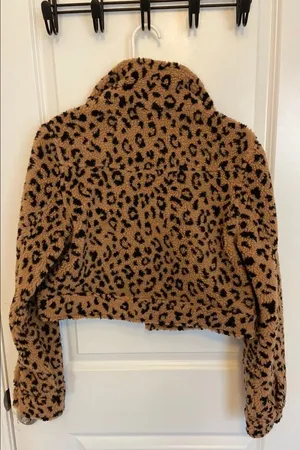 Revolve Cheetah Cropped Jacket Size M thumbnail 6