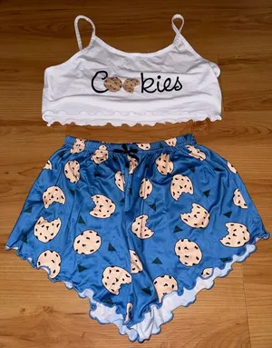 SheIn Pajama set!! thumbnail 1