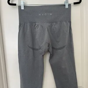 NVGTN Gray High-Waisted Leggings thumbnail 2