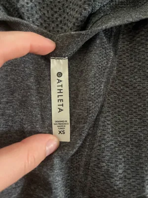 Athleta Women’s Top Long Sleeve thumbnail 2