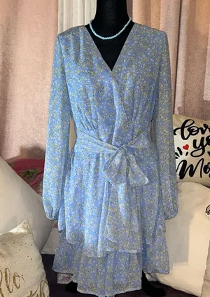 Size XL Long Sleeve Floral Ruffled Dress thumbnail 1