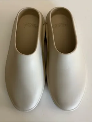 Fear Of God The California Slip On Mules in Oat Cream Foam. Size 36, US 6 thumbnail 3