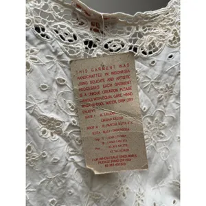 NEW NWT Lace Works Handmade Eyelet Lace Blouse Ivory Cropped Top Womens Small thumbnail 7