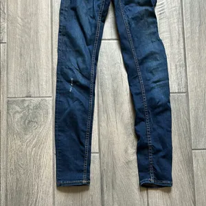 Zara Blue Skinny Jeans with Stretch and Tapered Fit thumbnail 6