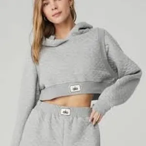 Alo Yoga Hoodie Womens Large Grey Quilted‎ Arena Cropped Pullover Sweatshirt thumbnail 3
