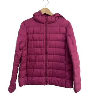 Uniqlo Ultra Light Down Parka Red Hooded Puffer Jacket Size M‎ thumbnail 1