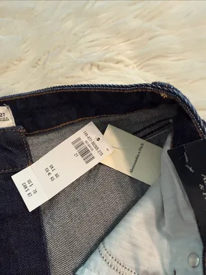 Abercrombie &Fitch High Rise The Loose Shorts size 27 Dark Wash Denim brand new thumbnail 7