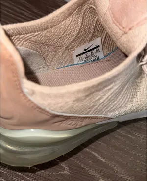 Nike Women’s Air Max 270 Flyknit thumbnail 7