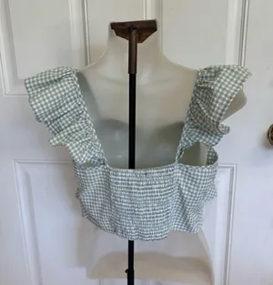 Med Forever 21 Green/White Ruffle Cap Sleeves Gingham Top thumbnail 2