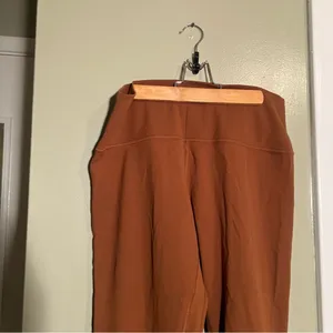 Lululemon Women's Size 14 Align High-Rise Crop 21" Copper Brown Tight Pant thumbnail 4