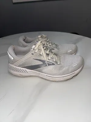 Brooks Women's Adrenaline GTS Running Shoes - Light Gray/Off-White thumbnail 3