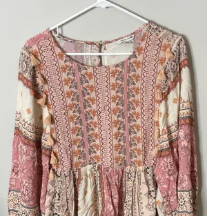 American Eagle Boho Tassel Peasant Bohemian Blouse Medium Excellent Condition thumbnail 1