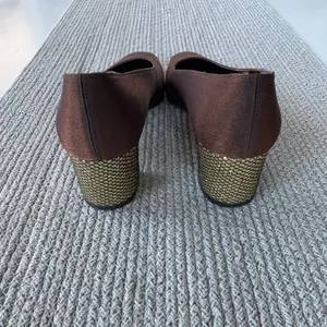 Bandolino Iridescent Copper Brown Gold Embellished Pumps Heels Size 7.5 thumbnail 10
