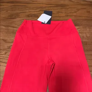 ❤️Fabletics  Red wide leg legging thumbnail 6