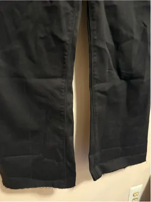 Spanx Cropped Flare Jeans Black- Size Large thumbnail 5