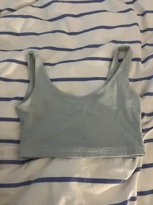 Brandy Melville Top Crop blue  thumbnail 3