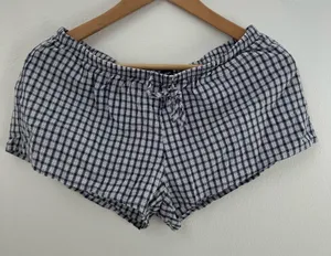 Brandy Melville navy and white shorts thumbnail 1