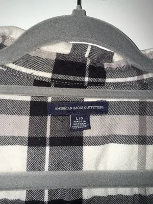 American Eagle Black and white flannel thumbnail 3