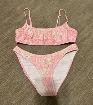 Triangl Bikini thumbnail 1