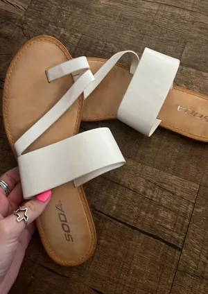 Flat Sandals thumbnail 1