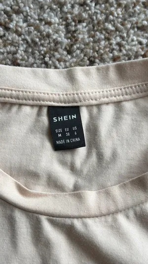 Shein Medium Graphic Tee thumbnail 3