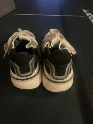 Boost Tennis-shoe thumbnail 5