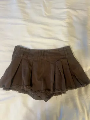 Edikted Brown Pleated Mini Skirt thumbnail 3