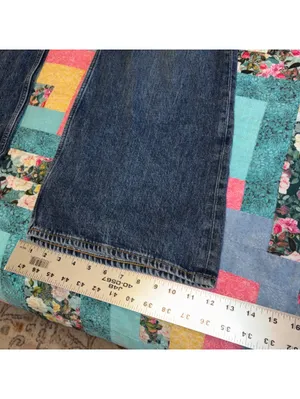 H&M NWT $59 Woman’s W28 L30 Loose Bootcut Blue Denim Jeans Size 28/30 thumbnail 9