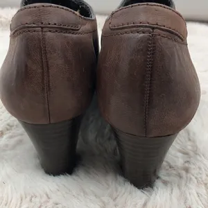 Michelle D brown upper leather elastic goring bootie Brown Size 9.5 thumbnail 6