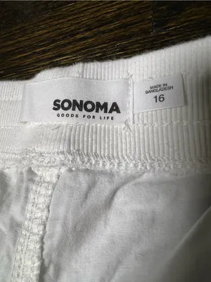 Sonoma White Bermuda Mid Rise Comfort Waist Shorts Size 16 thumbnail 6