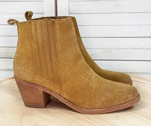 Frye Alton Suede‎ Chelsea Ankle Boots Bootie Block Heel Tan Womens Size 7.5 thumbnail 1