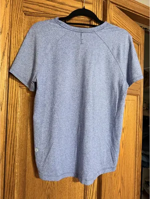 Lululemon Women’s Short Sleeve Top thumbnail 2