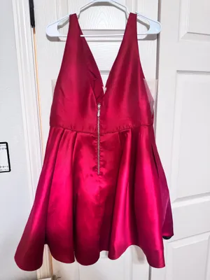 Sherri Hill Red Homecoming Dress thumbnail 3