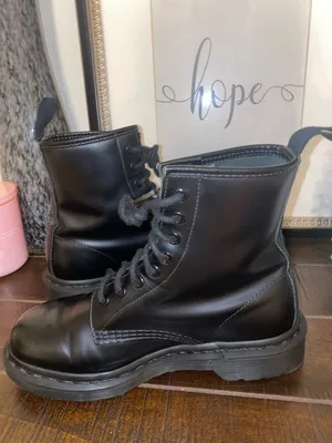 Dr. Martens The Original 1460 All Black Mono Smooth Leather Combat Boots Size 7 thumbnail 9