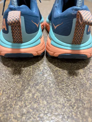 Woman Hoka  thumbnail 4