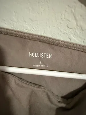 Hollister Top  thumbnail 2