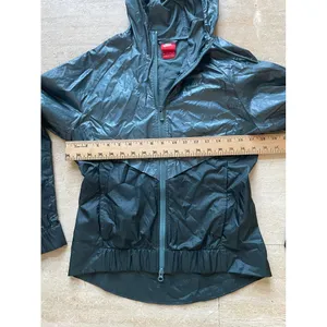 Nike women Lightweight Windbreaker Running hooded Jacket Grey Athletic Zip-Up XS thumbnail 3