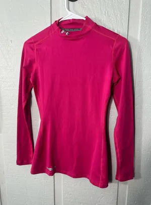 Under Armour Pink Fitted Womens Performance Top Size XS EUC thumbnail 1