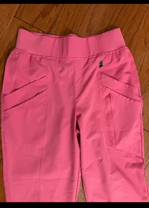 Climate Right by Cuddl Duds Pink Scrub Joggers - size Small. Pockets in front that includes 2 additional pockets. Gently warn & excellent condition. Measurements approximately 13” waist x 11” rise x 39” long. Non-smoking home. priced to sell at as is condition. Don’t like my price, make reasonable offer! And thank you for checking my closet. thumbnail 2
