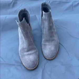 Cole Haan Gray Suede Ankle Booties size 6 thumbnail 2