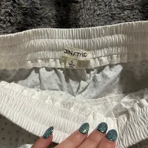 White diamond skirt thumbnail 3