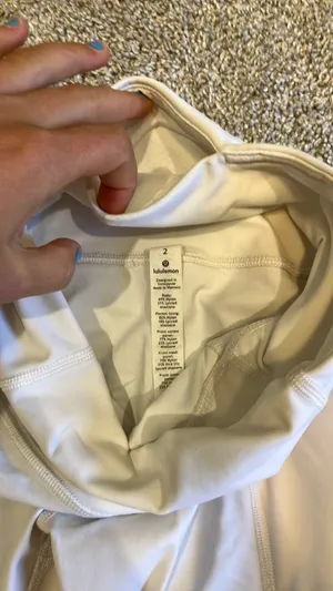 Lululemon White Cropped Leggings With Pockets thumbnail 6