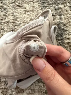Lululemon Align Tank thumbnail 3