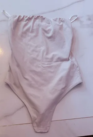 Aritzia babaton tube strapless contour bodysuit thumbnail 1
