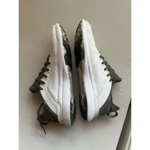 APL Techloom Tracer Women’s Size 6 Athletic Propulsion Labs Sneakers Shoes White thumbnail 4