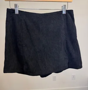 Cider Classic Black Corduroy Mini Skort - Size Medium thumbnail 1